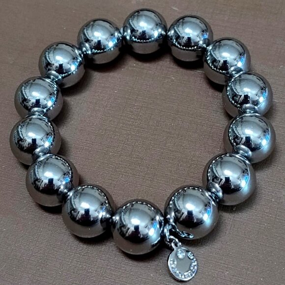 Charter Club (Macy's) Silver-tone round bead stretch bracelet - Picture 1 of 3